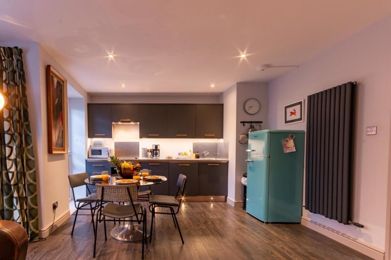 Walpole Bay 2 Bed Stunning Garden Apt By Adliv Margate Exterior photo